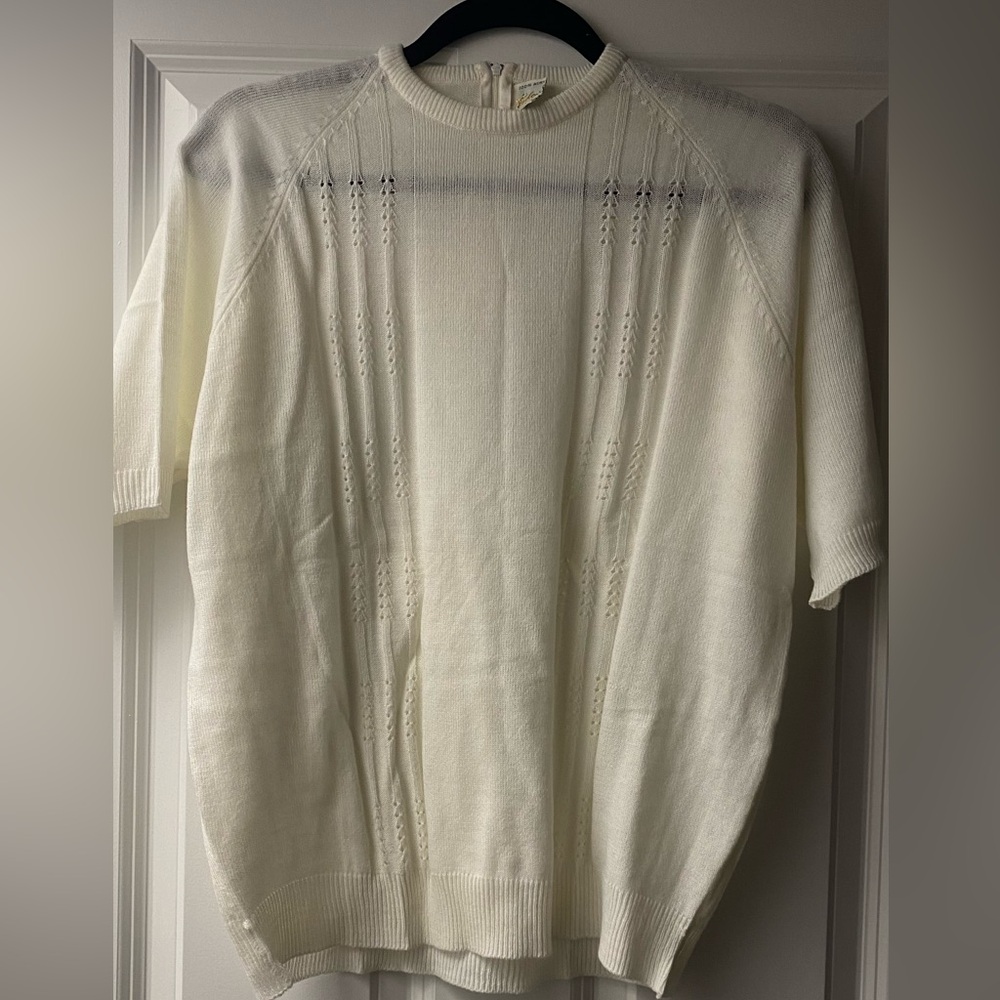 Helen White Knit Top Short Sleeves Shirt Sz XS
